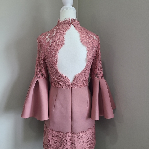 Asos fluted sleeve scuba lace dress - Picture 9 of 11